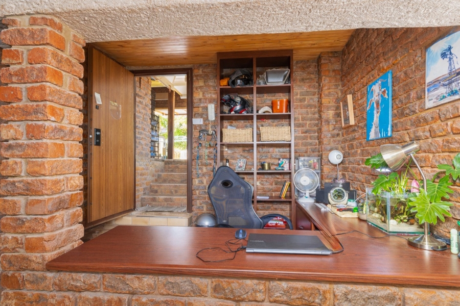 3 Bedroom Property for Sale in Meerhof North West